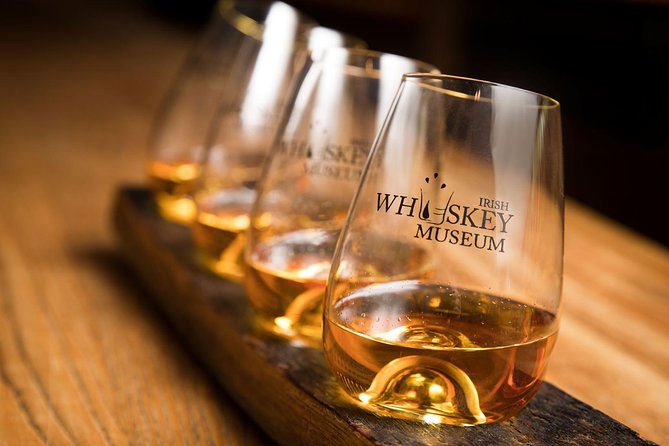 Irish Whiskey Museum: Whiskey Blending Experience - Group Size and Timing: 25 People Max, and Why It Helps