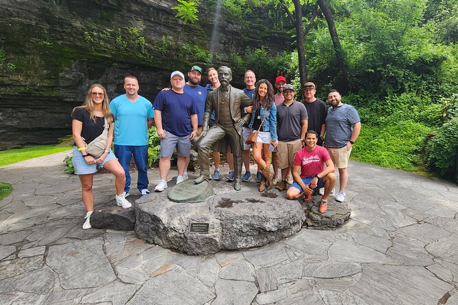 Jack Daniel Distillery Tour with Lynchburg & World's Longest Bar - The Jack Daniel’s distillery visit: tour + tasting in a guided format