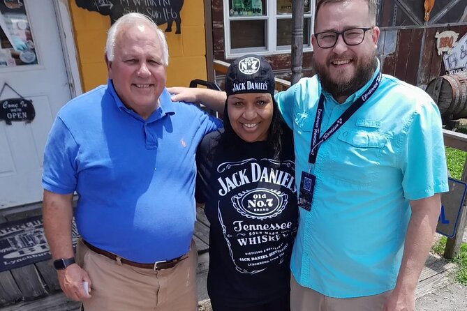 Jack Daniels Smooth Distillery Tours Shopping and Barbecue - Stop 4: Lynchburg Cake and Candy Company (30 Minutes)