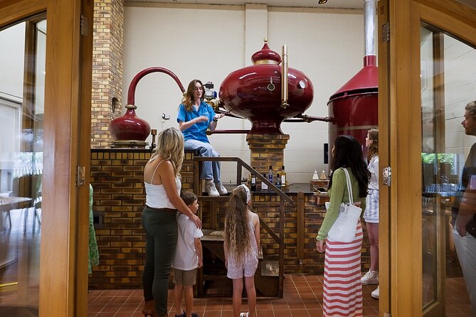 Jersey Premium Vineyard and Distillery Wine Tour and Tasting - Cognac-style distillery: how Jersey Cream Liqueur gets made