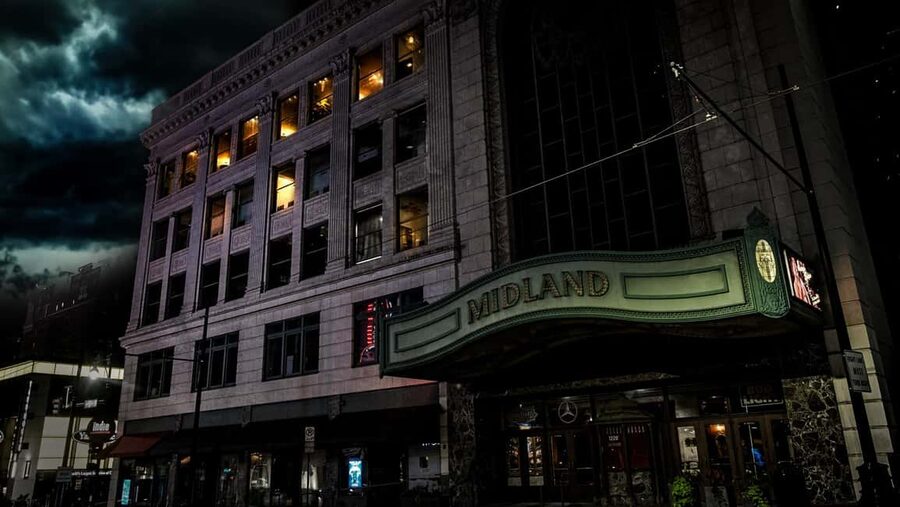 Kansas City: Wraiths & Whiskey Ghost Tour - Group Dynamics, Sound, and When You Might Get Frustrated