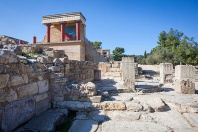 Knossos, Olive Grove, Winery - Distillery with Tastings & Lunch - Stironas distillery and raki lesson: the day’s most memorable show-and-tell