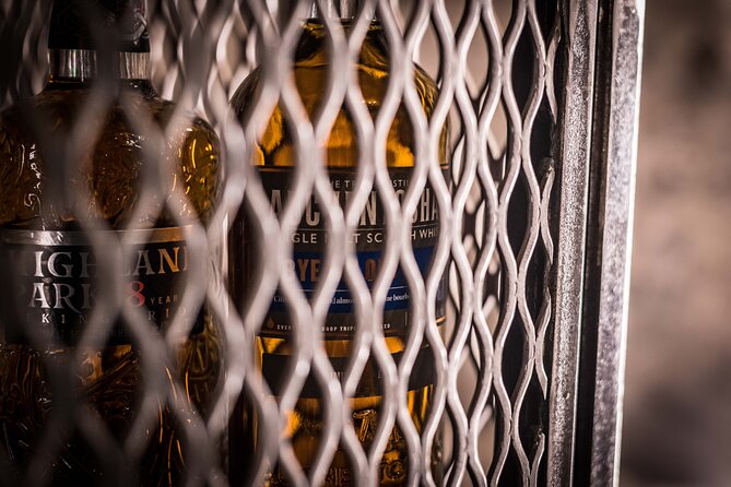 Luxury Whisky Tasting in Edinburgh's Underground Vaults | 90min - Who should book this underground whisky tasting?