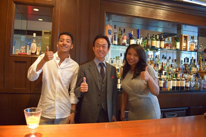 《MEMBERS-ONLY-BAR-HOPPING》Discover Your Special Whiskey in Tokyo! - First hidden bar: 2 drinks and a Japanese small snack