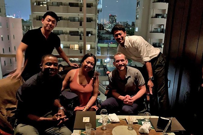 《MEMBERS-ONLY-BAR-HOPPING》Discover Your Special Whiskey in Tokyo! - The guide experience: small group energy and real conversation
