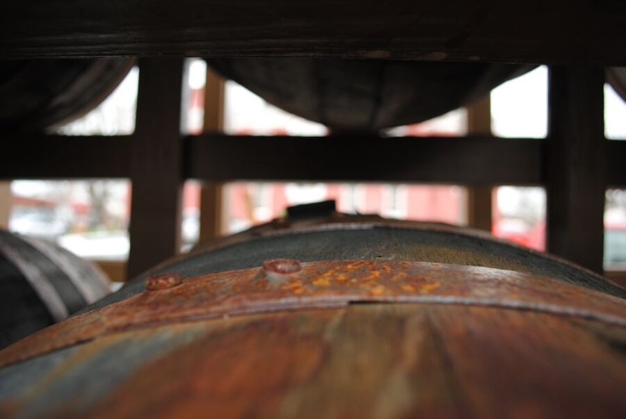 Nashville: Jack Daniel Distillery Day Trip with Tastings - Lynchburg time: lunch, shopping, and one smart restaurant option