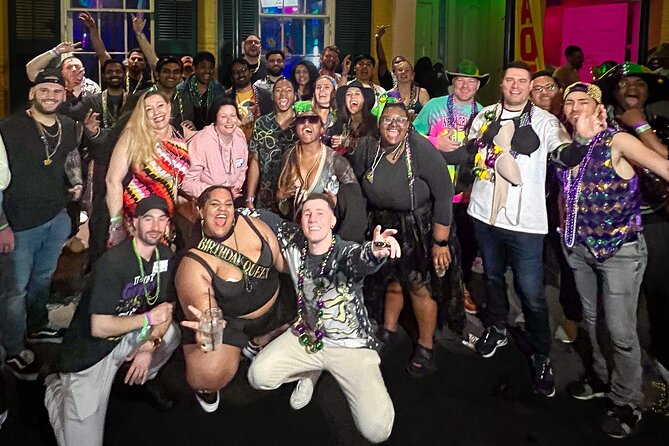 New Orleans Bourbon Street Bar Crawl w/ Shots & Souvenir Cup - Key things that make this crawl worth a look