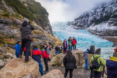 P. Natales: Balmaceda & Serrano Glaciers with Lunch & Whisky - Balmaceda Glacier: the first major view from the boat