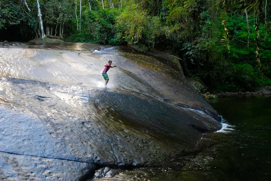 Paraty: Jungle Waterfalls and Cachaça Distillery Jeep Tour - Poço do Tarzan: swimming time in natural pools