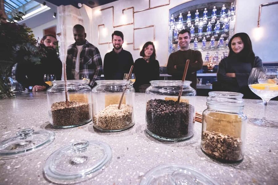 Paris Visit and gin tasting in English - Price check: is $35 worth it for a Paris gin tasting?
