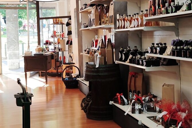 Polykala Distillery: 128 years of history & liqueur tasting. - Where to meet on Kleisthenous 7 and how the timing flows