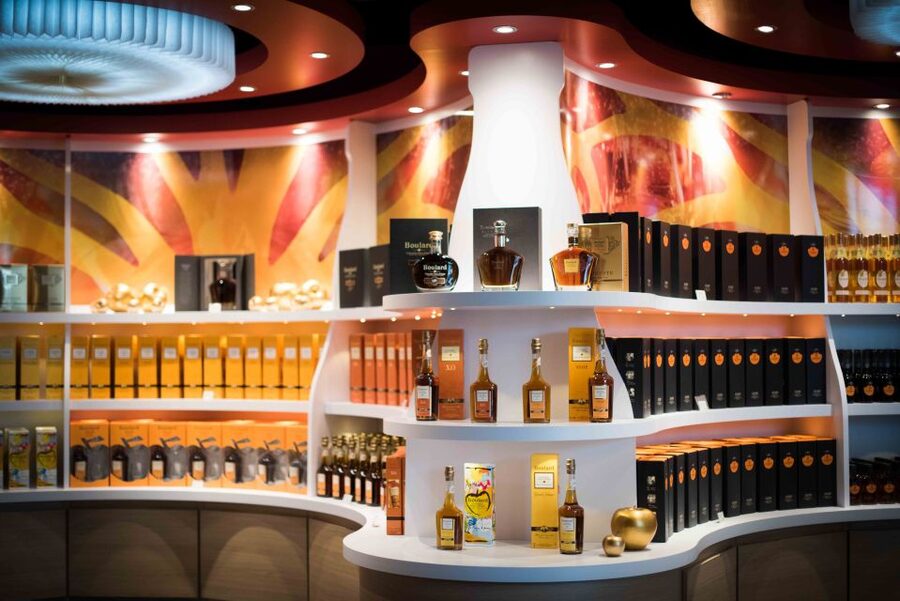 Pont-l'Évêque: DISTILLERIE PERE MAGLOIRE Entry with Tastings - The Tasting Finale: How to Get More Out of Your Four Calvados