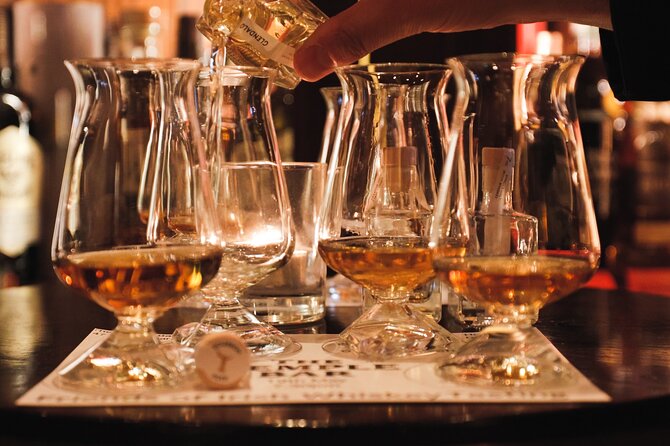 Premium Irish Whiskey Tasting Hosted by Local Dublin Expert - The Main Event: Six Whiskeys and a Real Comparison Mindset