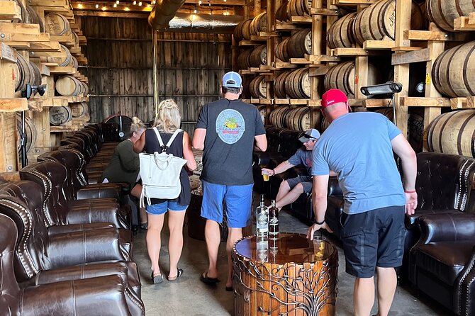 Private Kentucky Bourbon Trail for the Expert by the Expert - Private Kentucky Bourbon Trail With an Expert Sipping Director
