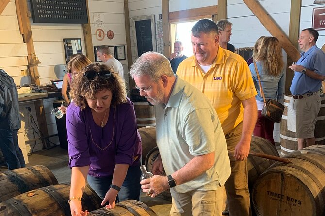 Private Kentucky Bourbon Trail - The Outlaws and Inlaws Tour - Meeting the people behind the bourbon: facts, gossip, and master distiller access