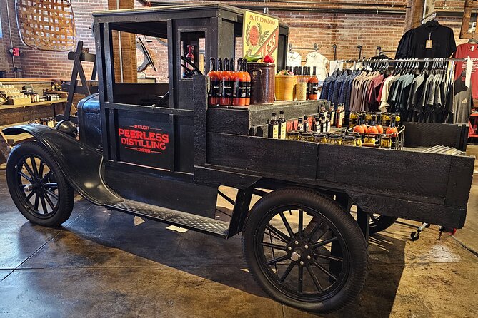 Private Louisville Bourbon Trail Transportation - Old Fo & More - How the day starts at 21c Museum Hotel (and why the timing matters)