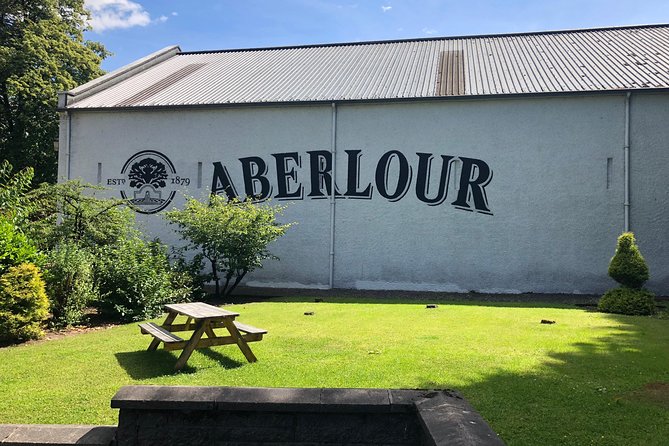 Private Speyside Whisky Tour including 10+ Single Malt Tastings - Glenfiddich and Glenlivet: Big Names with Different Personalities