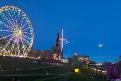 Private Whisky Tasting, Scottish Food & Wine Pairing Tour - Stop 1: Saint Andrew Square and the “fresh produce” start