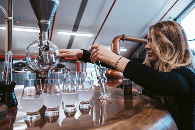 Queenstown Gin and Whiskey tours - Stop 1: Cardrona Distillery Guided Tour (1 hour 20 minutes)