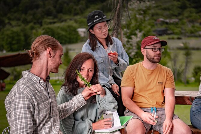 Queenstown Gin and Whiskey tours - The Sarah Factor: A Host Who Connects the Dots