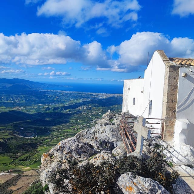 Safari: Juhtas mount,raki and wine distillery,explore crete - Should you book the Safari Crete day?