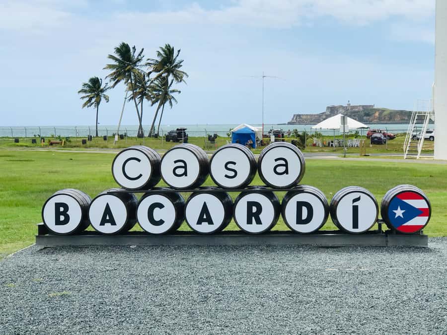 San Juan: Bacardi Rum Distillery and Old San Juan Combo Tour - The Drive-By Highlights: Morro, Ballaja Barracks, and the Capitol