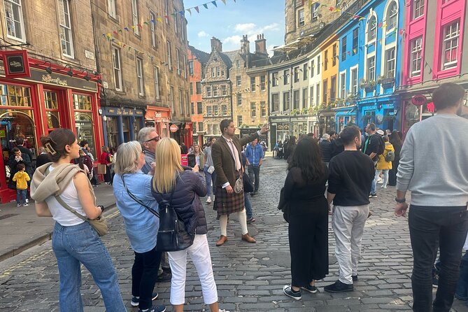 ScotchandScran OldTown Tour, Whisky Tasting, Scottish Charcuterie - Old Town Footsteps: Edinburgh Castle to John Knox House Museum