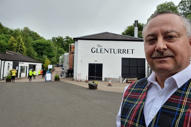Scottish Castles & Whisky Tour - Tullibardine Distillery: from 1488 brewing roots to two single malts
