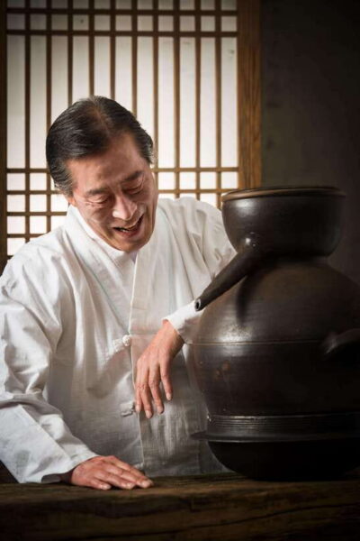 Seoul: Soju Tasting at Distillery - Meet Sam and the family recipe behind the soju