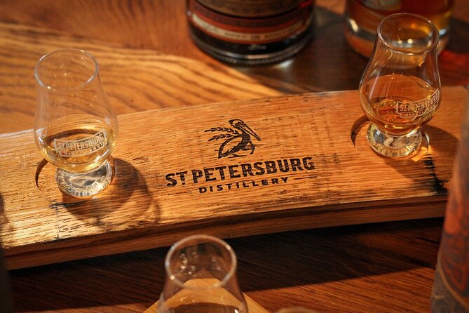 St Petersburg Distillery Tour and Tasting Experience - A 90-minute tour plan that starts with a welcome cocktail