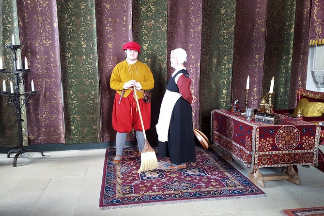Stirling Castle, Trossachs, Loch Lomond and Whisky Tour - A well-paced Glasgow day trip: history first, scenery second