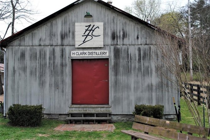 Tennessee Whiskey Experience: Bus Tour with 11+ Whiskey Tastings - Lunch stops: what to expect if your day includes food