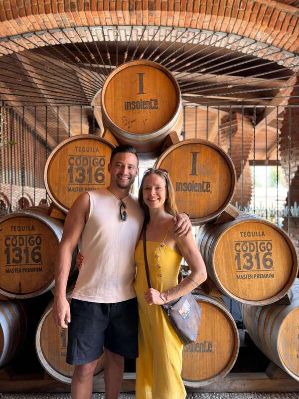 Tequila: Town and Distillery Guided Tour with Tastings - Tequila Town Walk: Church, Market Bites, and Local Story Details