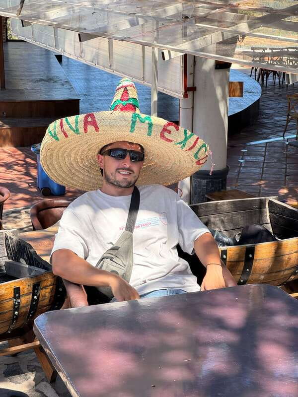 Tequila: Town and Distillery Guided Tour with Tastings - Cantaritos el Güero #1: The Giant-Shot Party Finale
