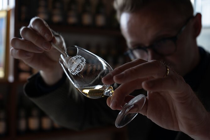 The Single Cask Whiskey Experience - Key Highlights You’ll Actually Care About
