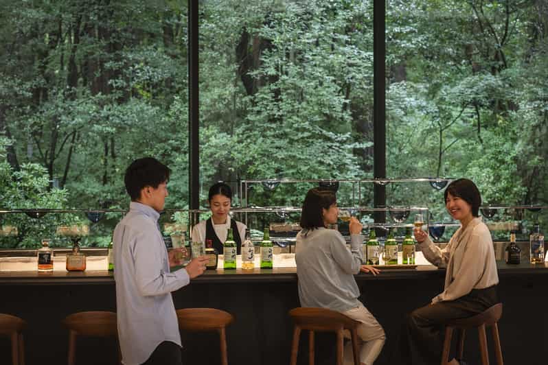 Tokyo: Mt. Fuji 5th St. & Hakushu Distillery Whisky Museum - Oishi Park on Lake Kawaguchi: short stop, big payoff for photos