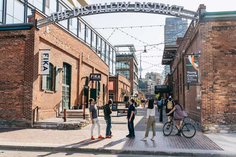 Toronto: Distillery District Historic Walking Tour - Finding the Right Start Point in the Distillery District