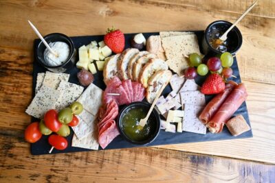 Ultimate Tasting Experience Wine, Whiskey or Hard Cider - The guided tasting: wine flight plus real choice (wine, whiskey, or cider)