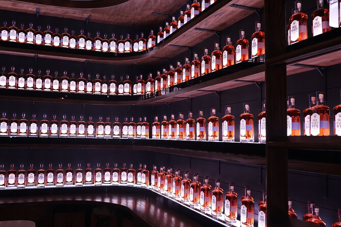 Uncle Nearest Distillery Bus Tour with Tastings from Nashville - Transportation comfort and the no-bathroom reality