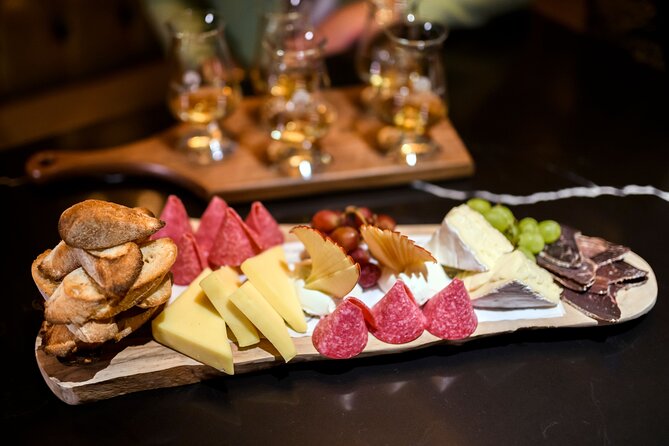 Whiskey & Wonders in Killarney - From Brownes Bar to Killarney National Park without navigation stress
