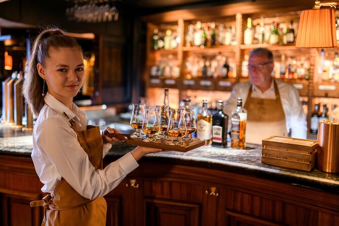 Whiskey & Wonders in Killarney - Ross Castle: a quick shoreline stroll with free entry