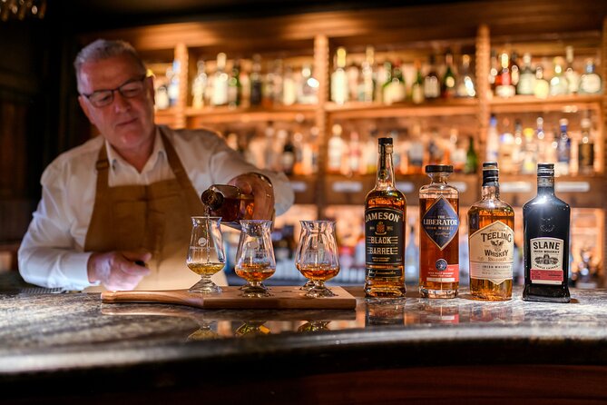 Whiskey & Wonders in Killarney - O’Donoghue Public House and Pig’s Lane: the whiskey tasting that does it right